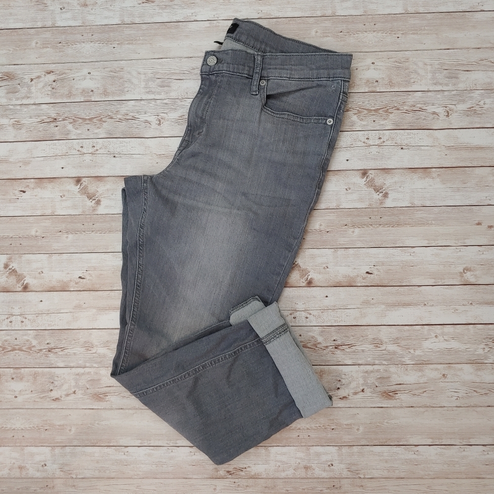 NWOT Girlfriend Jeans